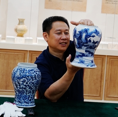贺州市博物馆邀请广西壮族自治区瓷器研究专家前来传经送宝